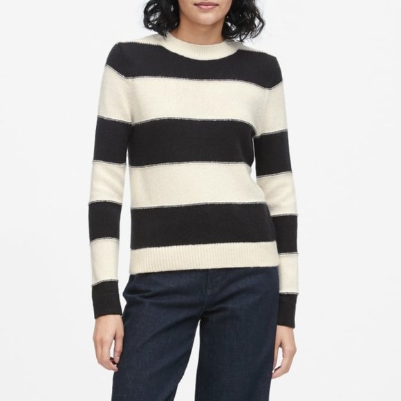 Banana Republic Sweaters - NWOT Banana Republic Rugby Stipe Sweater